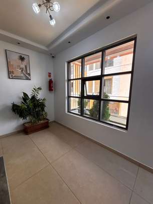 APPARTEMENT MODERNE image 14