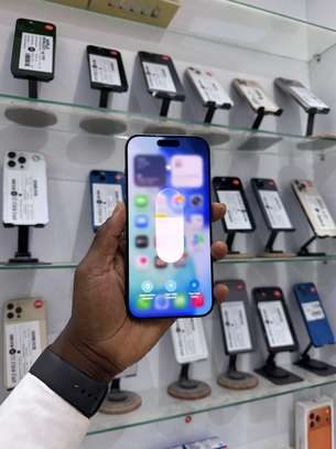 📱 iPhone 16 Pro Max 256 Go SIM physique Bleu 💙 image 2