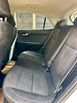 KIA RIO image 5