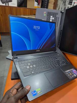MSI Cyborg 15 A13VE image 2