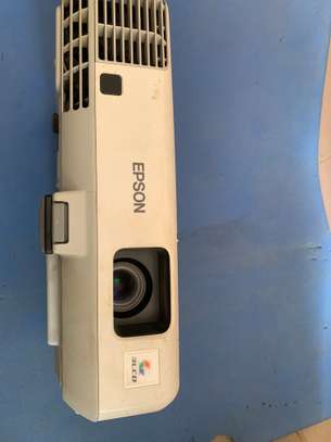 Projecteur Epson powerlite 93 image 3