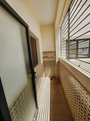 APPARTEMENT F4 À LOUER A LA CITE MBACKIYOU FAYE image 2