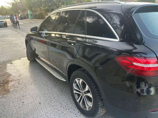 Mercedes GLC 300 2017 image 6