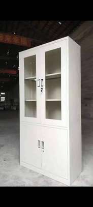 Armoire de rangement métallique image 4