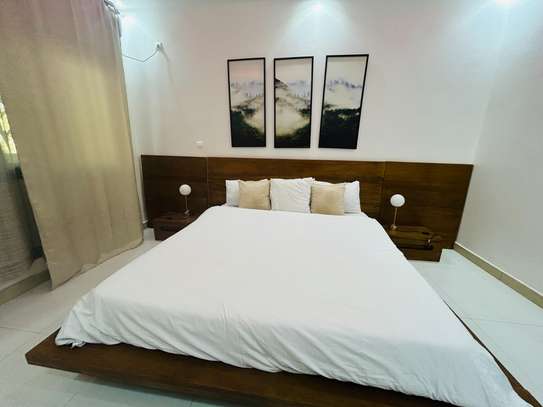 Appartement meublé aux Almadies image 11