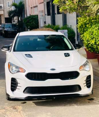 2018 kia stinger image 7