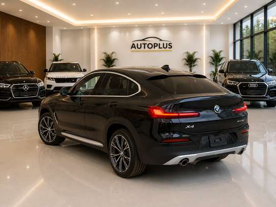 BMW x4 2019 image 3