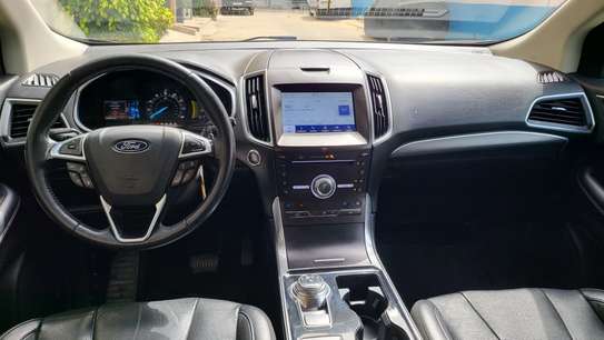 FORD EDGE TITANIUM AWD 2019 image 2