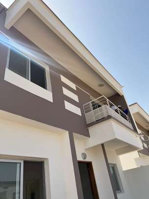 À LOUER Villa R+1 Résidence SIPRES Keur Mariétou – Bayakh image 2