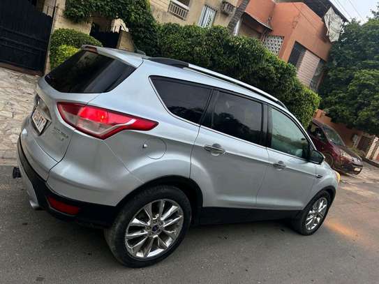 Ford escape Titanium 2.0 image 4