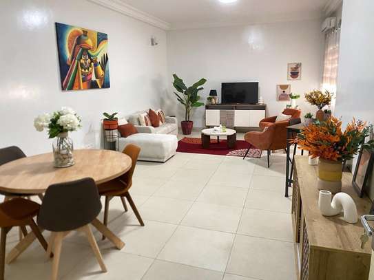 Appartement F2 meublé à louer au Point E image 6