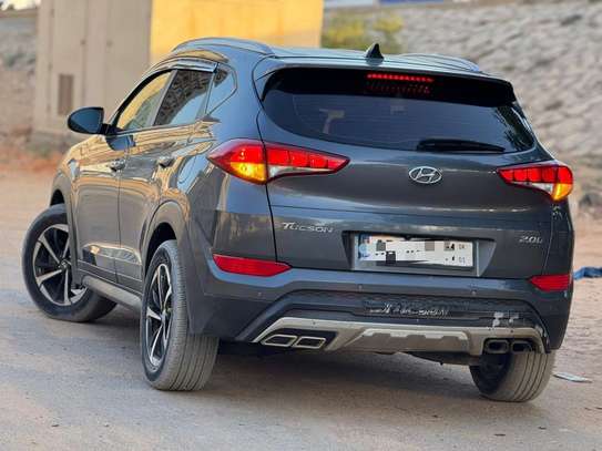Hyundai Tucson 2017-18 image 11