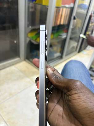 Samsung galaxy S25 FE 128GB authentic image 4