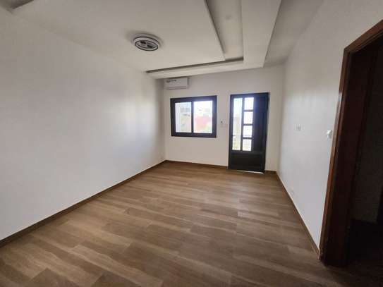 Appartement à louer à mermoz F4 image 8