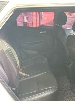 HYUNDAI TUCSON 2016/17 2.0 image 9