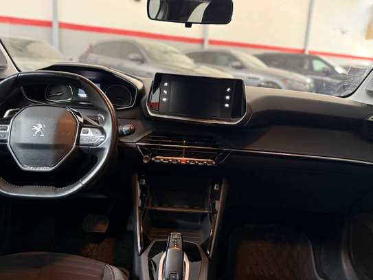 Peugeot 208 2020 image 3