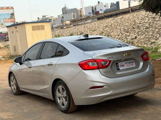 Chevrolet Cruz image 9