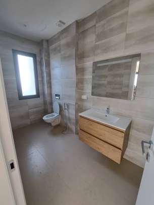 Appartement f4 à louer à Fann Hock vue mer image 6