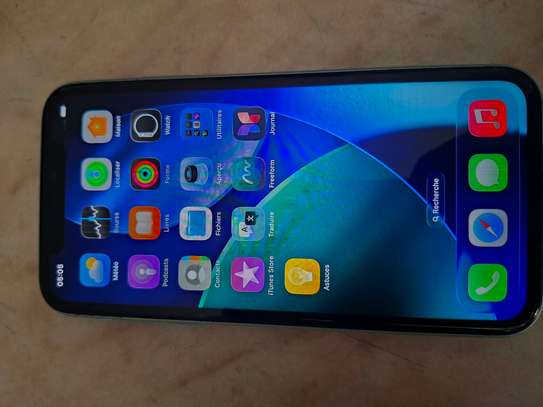 IPhone 11 64GB image 10