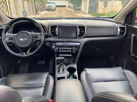 Kia Sportage image 9