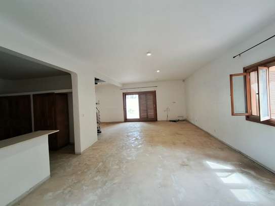 Villa a Loue  Ngor almadie R+1 image 13