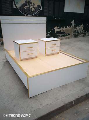 Ensemble double lit image 2