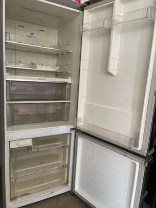 Réfrigérateur combiné blanc 2 portes spacieux image 6