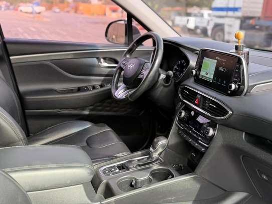 Hyundai Santafe 2019 image 8