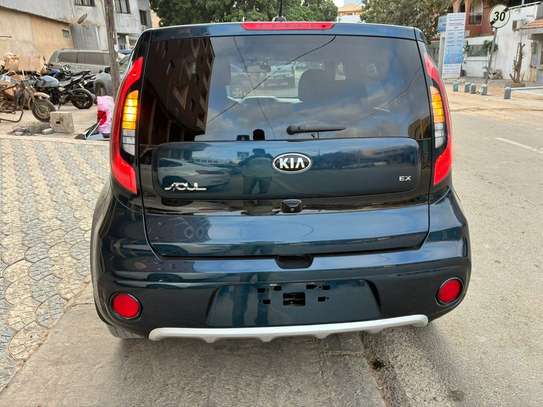 KIA SOUL image 6
