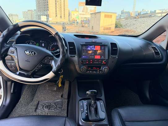 KIA  K3 🔘 Année :  *2016* image 9