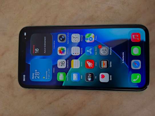IPhone 11 64GB image 5