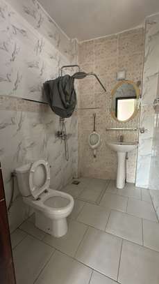 GRAND APPARTEMENT F3 LUMINEUX - POINT E image 13