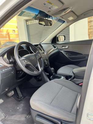 Hyundai santa fe image 5