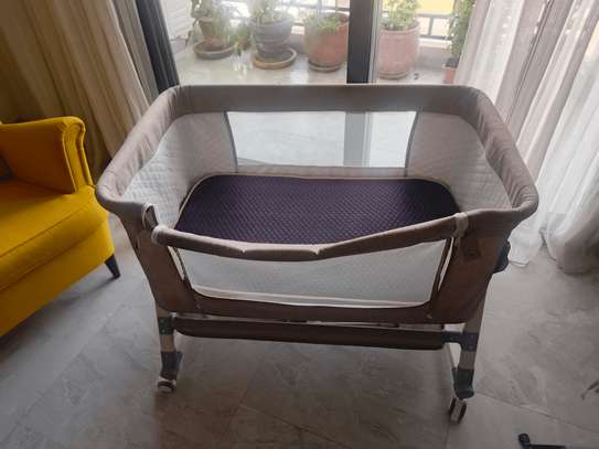 Berceau cododo bébé avec sa moustiquaire et son matelas image 2
