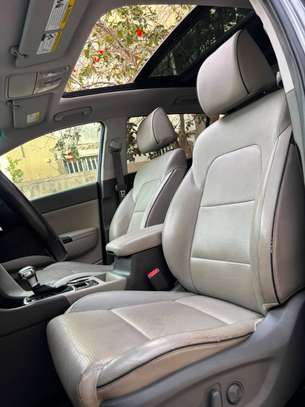 KIA  SPORTAGE SX  Année : 2018 image 3