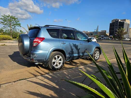A vendre Toyota Raph 4 2013 image 10
