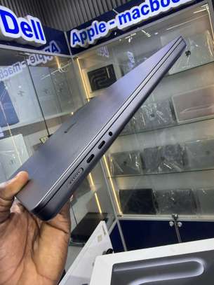 MacBook Pro M4 Pro 16 Pouces Ram 48Go SSD 1To image 8