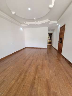 Belle villa à louer a la cité Cheikh Amar Mamelle image 4