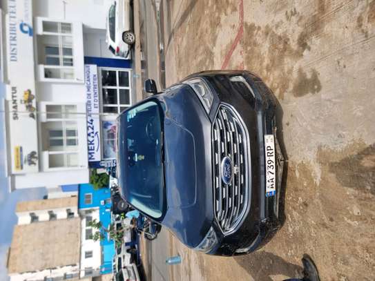 Ford Edge Titanium 4x4 automatique – 123 000 km image 3