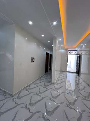 APPARTEMENT F4 À LOUER – OUAKAM, DERRIÈRE L’ÉGLISE BLEUE image 5