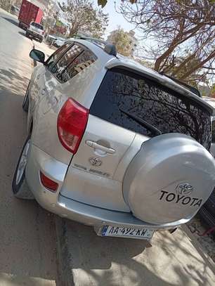 TOYOTA RAV4 Année 2012 image 12