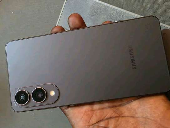 Samsung galaxie S25 Edge 256GB 12GB ram image 5