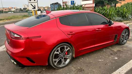 Kia stinger 2018 image 14