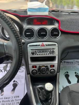 Peugeot 308 image 10