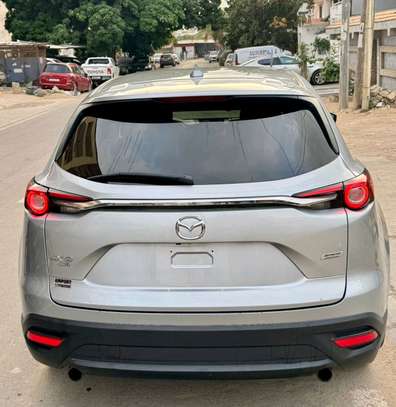 Mazda CX9 image 10