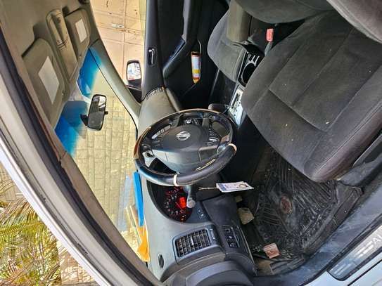 Nissan Altima image 11