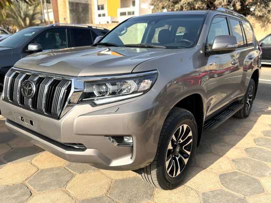 Toyota land cruiser TXL image 2