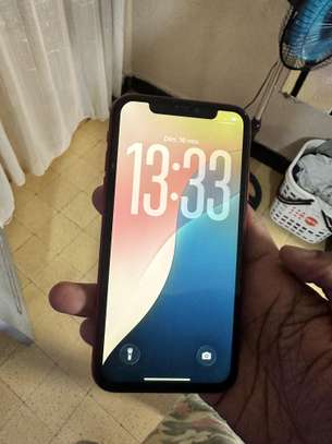 IPhone11 - 128giga image 3
