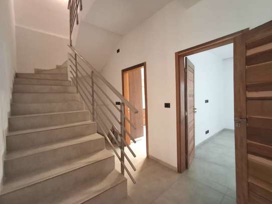 Appartement 4 chambres à Mermoz image 4