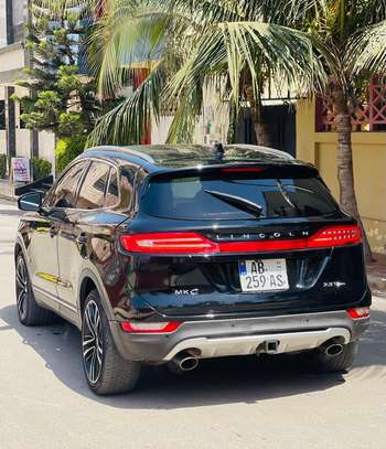 Lincoln  MKC image 4